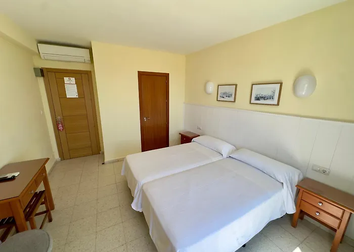 Hotel Cabello *