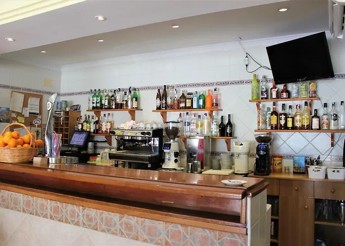 Hotel Cabello *
