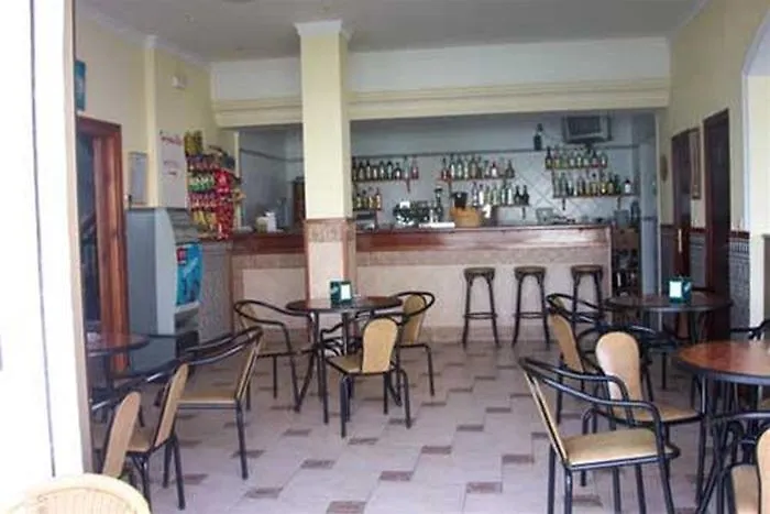 Hotel Cabello *