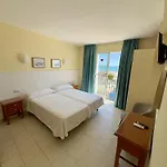 Cabello Hotell *